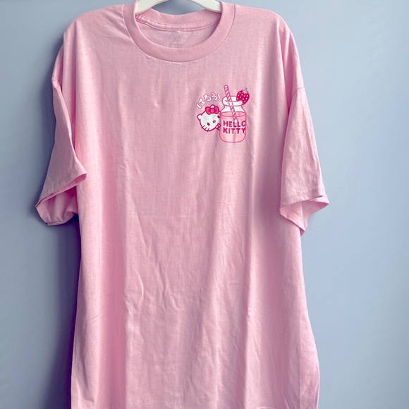New Sanrio Hello Kitty Strawberry Milk Kawaii Pink T-shirt - Picture 2 of 9
